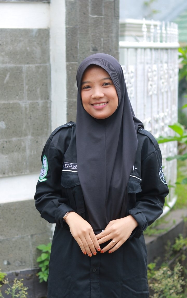 Foto Delia Pujayanti