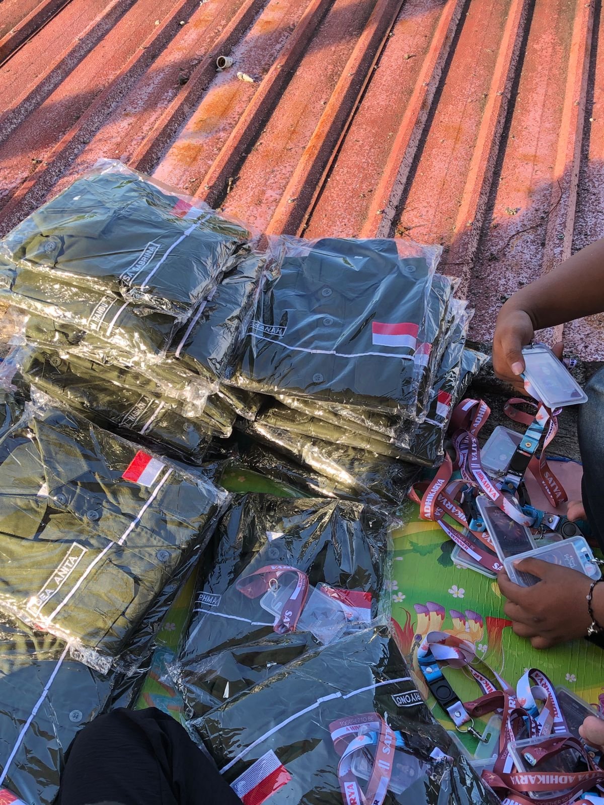 Membuat PDL HMJ KPI dan PDH KPI serta Merchandise